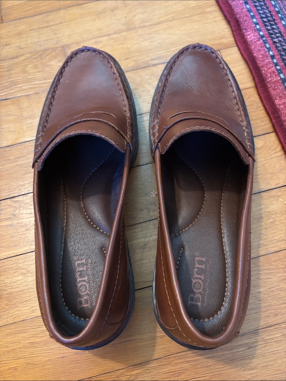 Born Women's Carrera Loafer - Picture 7 of 12